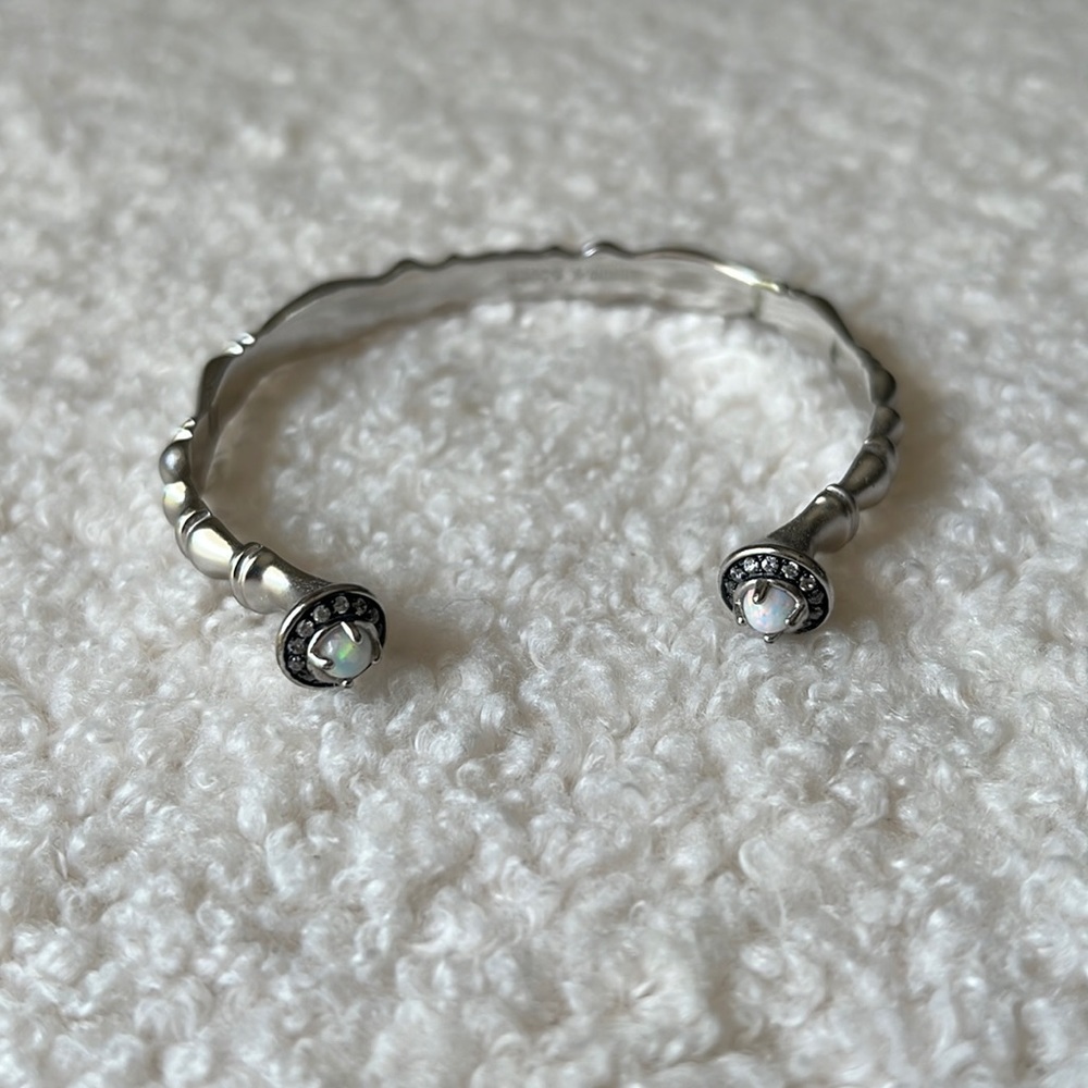 Kendra Scott opal bracelet